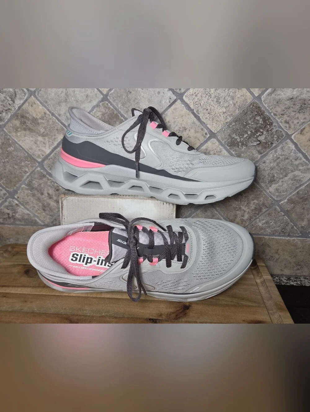 Skechers Women's Slip-ins Glide-Step Altus Lace Up Shoes Gray/Pink Size 9 M